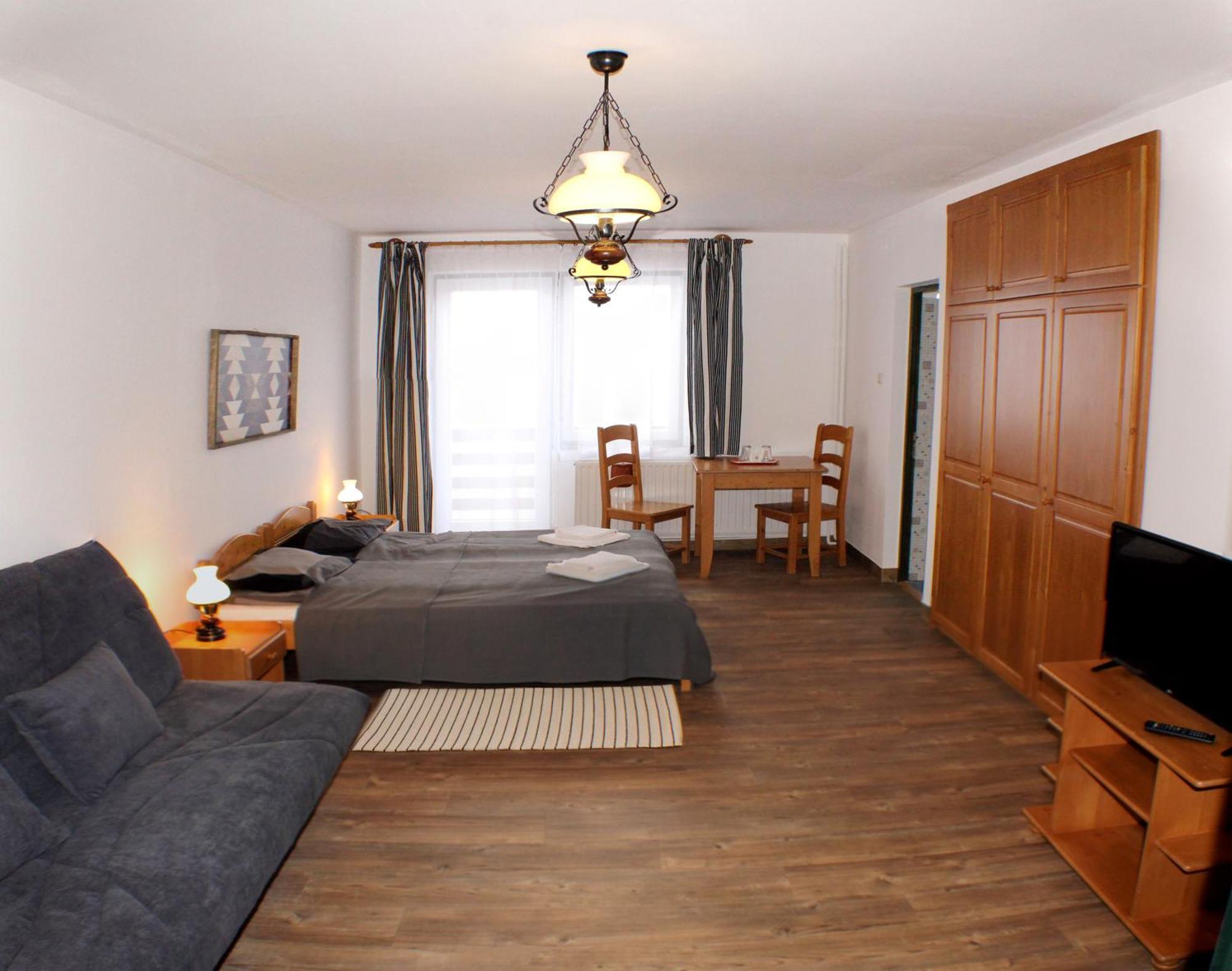 Súgó Panzió Madarasi Hargita Hotel Izvoare  Bagian luar foto
